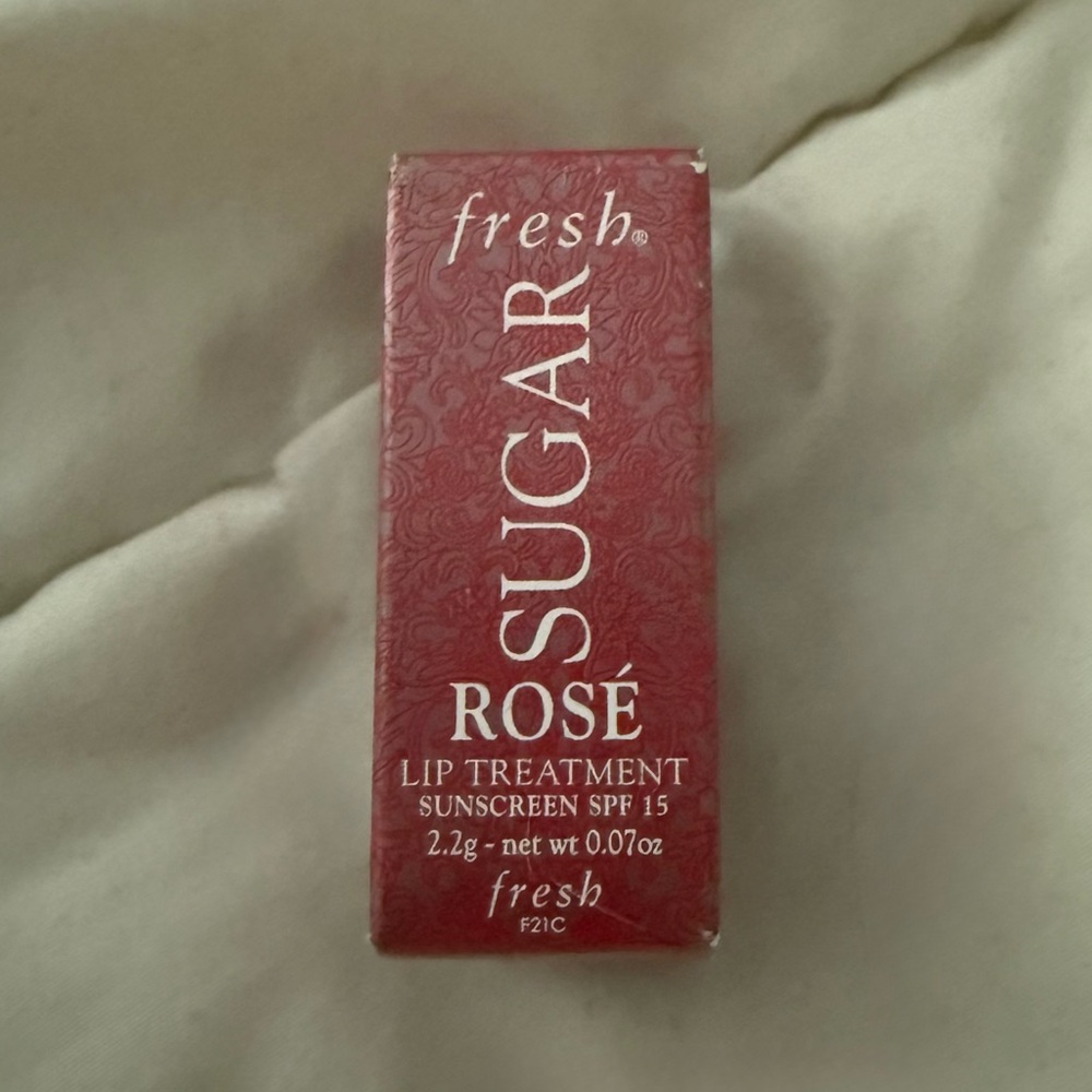 Fresh Sugar Lip Treatment SPF Travel Size 0.07 oz NWT Mini Hydrating Balm
